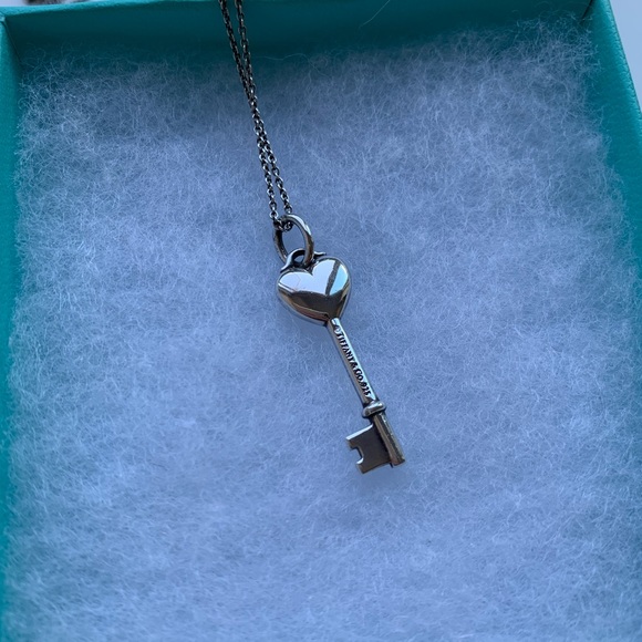 Tiffany & Co. Pink Sapphire Heart Key Necklace - Picture 5 of 8